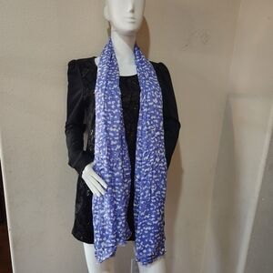 Isaac Mizrahi Blue and White Floral Scarf